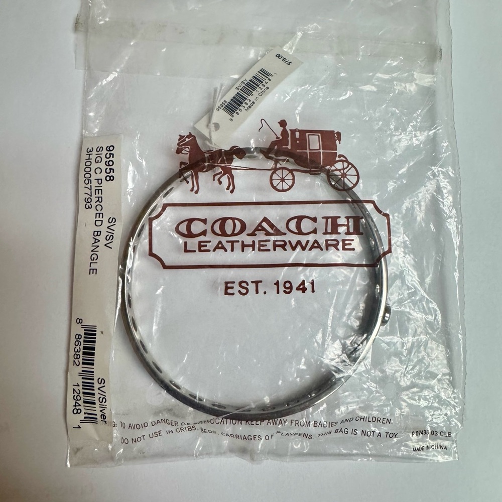 VINTAGE Coach Signature C Pierced Bangle Bracelet BRAND NEW WITH TAG - Picture 8 of 8